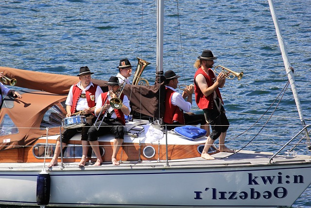 罗体：米兰已经将布鲁日的德克伊珀视为特奥替代者.